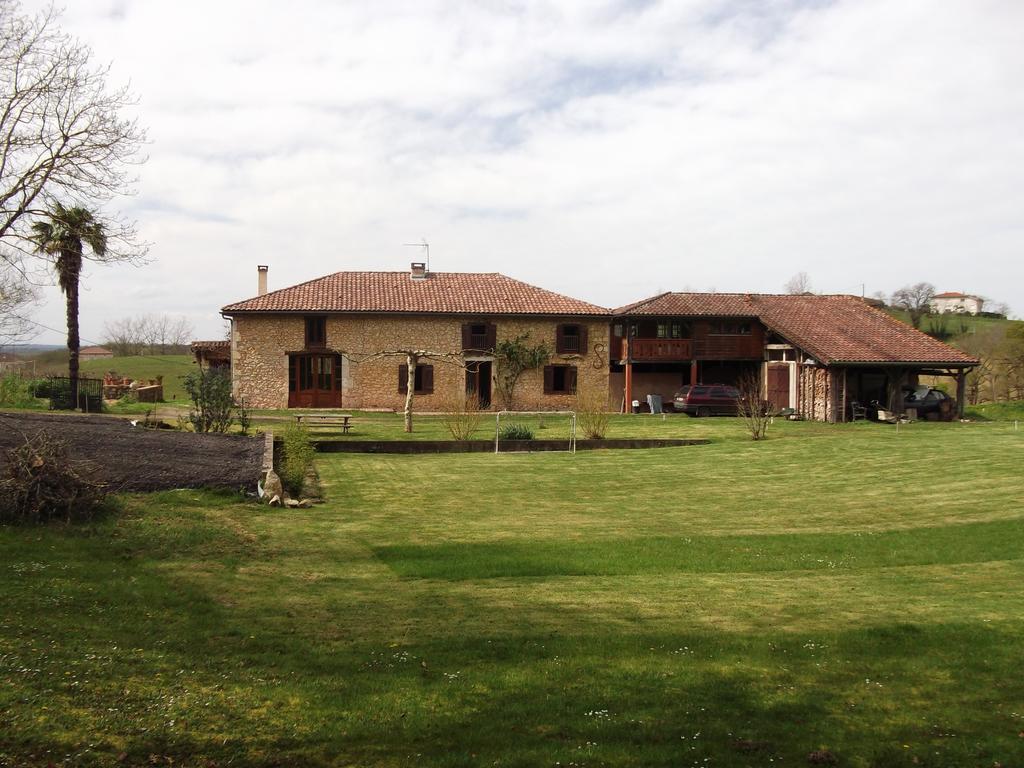 Gite Tauzia Brassempouy Exterior photo